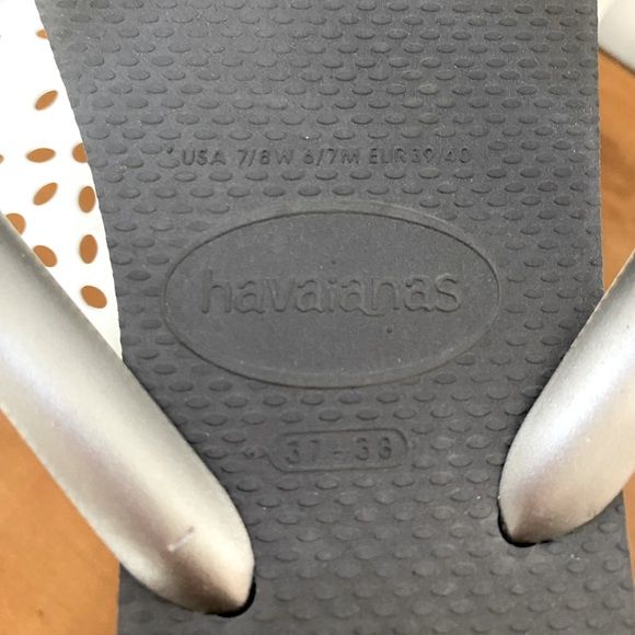 havaianas Flip Flops - Picture 5 of 6